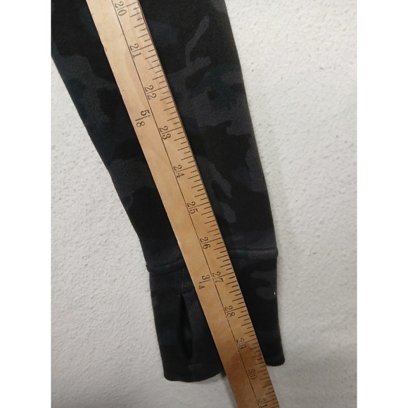 Lululemon Scuba Hoodie Black Camo Sise 6 Fitness Gym Athleisure - Picture 6 of 8